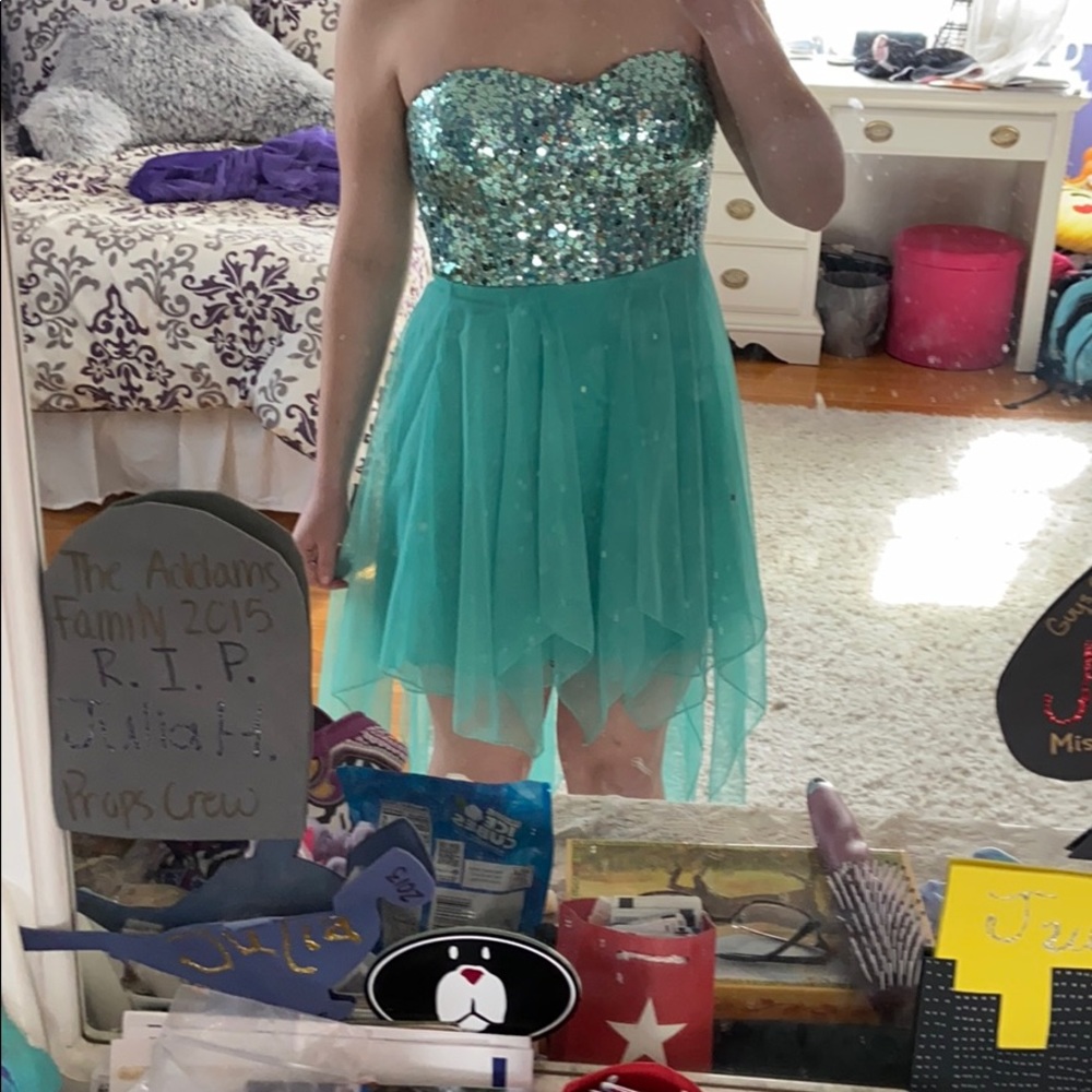 Mint Green Flowing Homecoming Dress